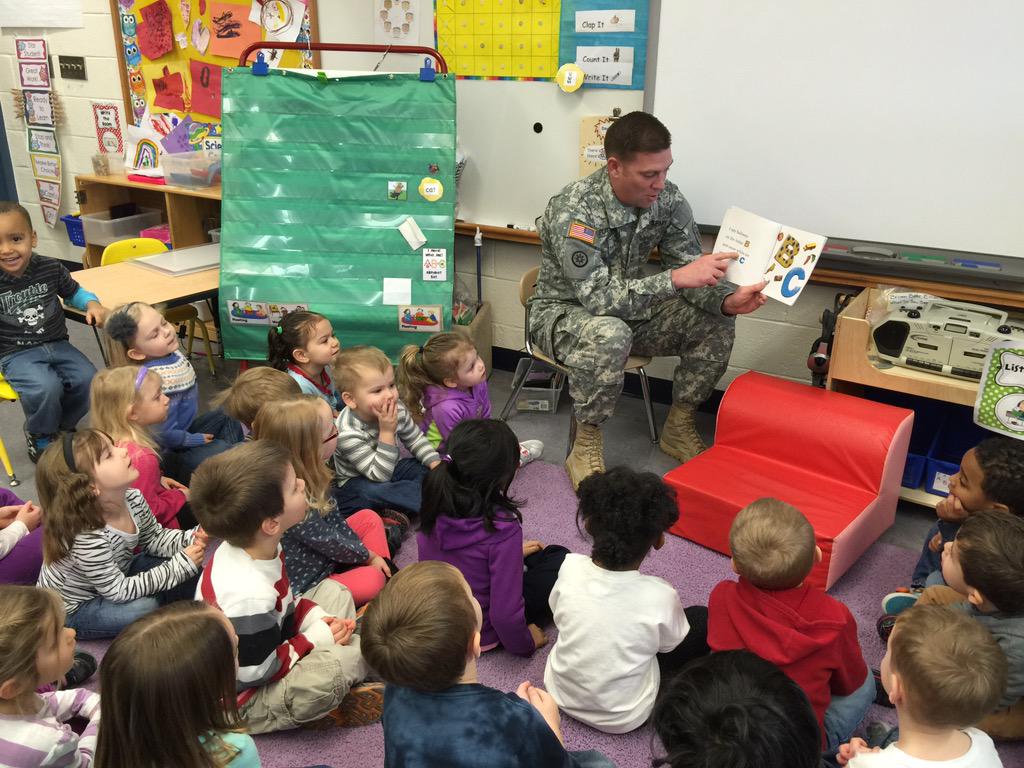 sylvesterprek's tweet image. We had a special visitor today! #armystrong #learningthealphabet