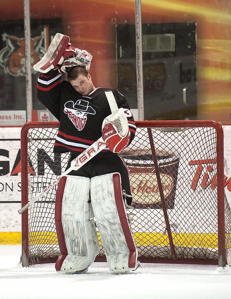 Thanks for the great year and good luck to the 20 bombs moving on @budersker23 <a href="/twonstar8/">Anthony Regnier</a> <a href="/_3schneider/">jordan schneider</a> @TowelTucking