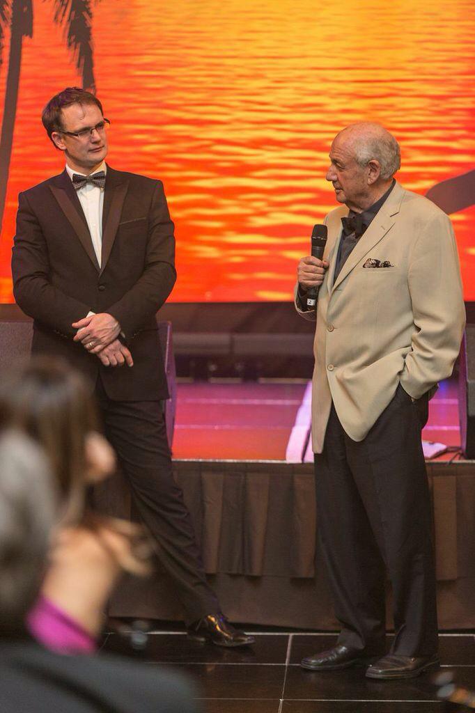 Charles Hanson tweet media