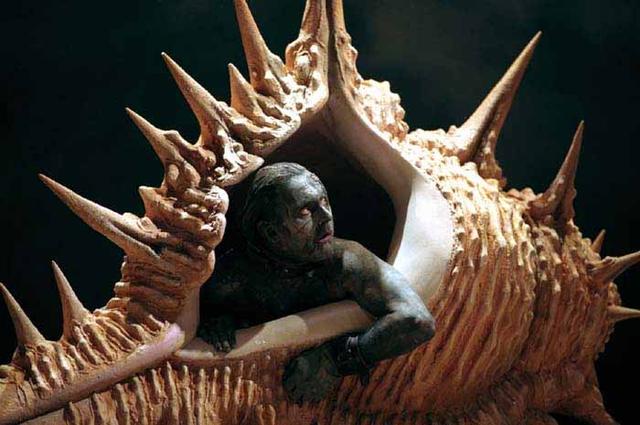 Happy Birthday to Robert Glenister! He was Caliban in 1998. 