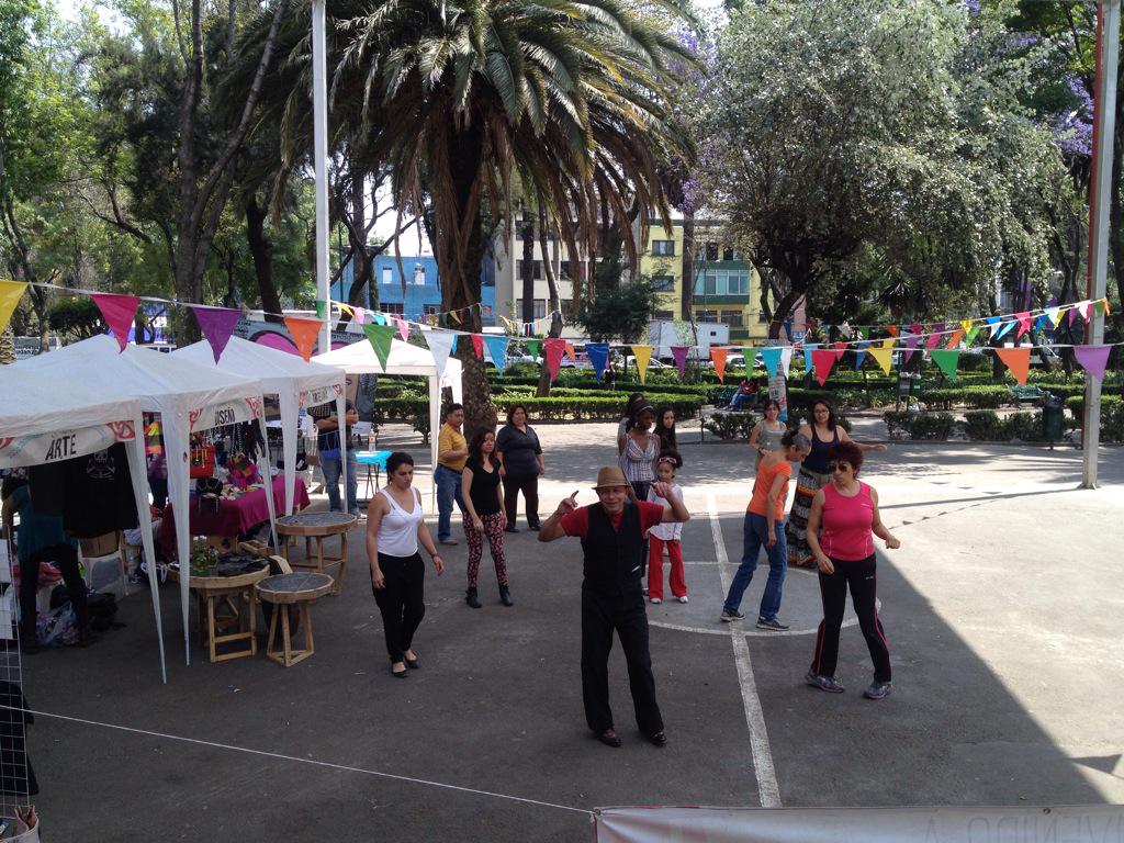 designtuparq's tweet photo. Esto fue diseño en tu parque Américas, nos vemos en 21 y 22 en casa colibri Chihuahua 215 col. Roma http://t.co/q4eOZB1uYQ