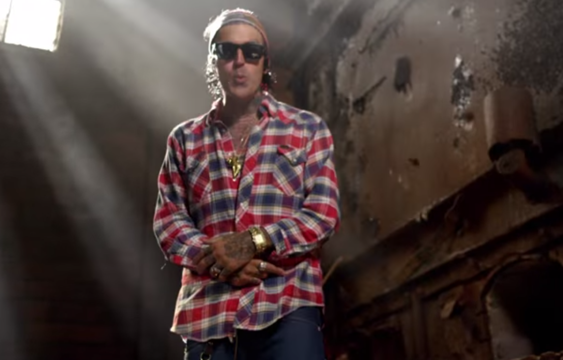 fmvhits's tweet photo. 🎧 Yelawolf "Whiskey in a Bottle"🔥🔥🔥✨#hiphop✨#rap✨#dirtysouth
http://t.co/J3b1i6PYHw 👈 
http://t.co/njCuxgPb5b🎶👍 http://t.co/7TzsjGo6Sd