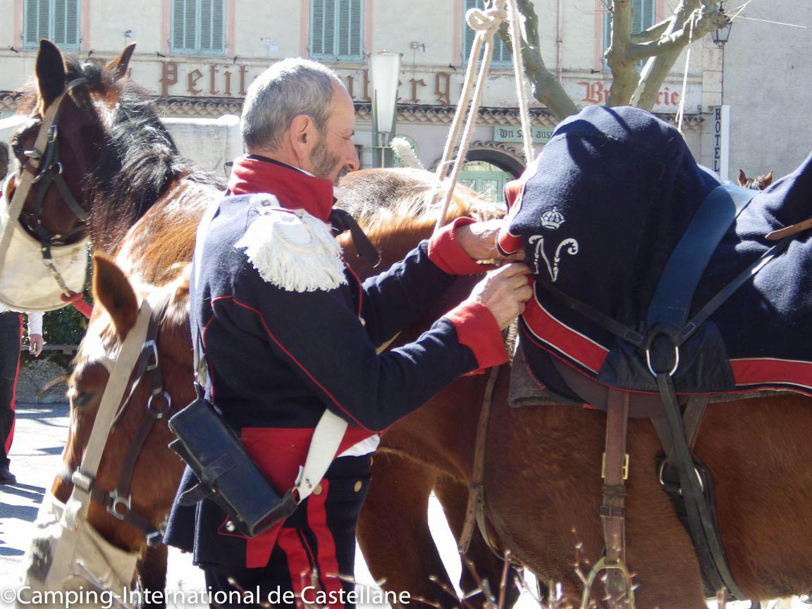 campinginter's tweet image. Bicentenaire Napoléon 100 jours passent par Castellane, mars 2015"Route Napoélon bicentenaire mars 2015"