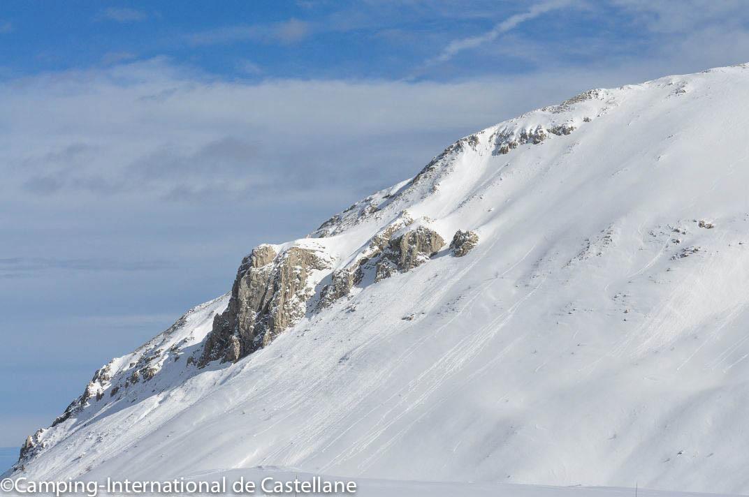 campinginter's tweet image. stade de neige Vauplane de Castellane, mars 2015"stade de neige Vauplane, Castellane"