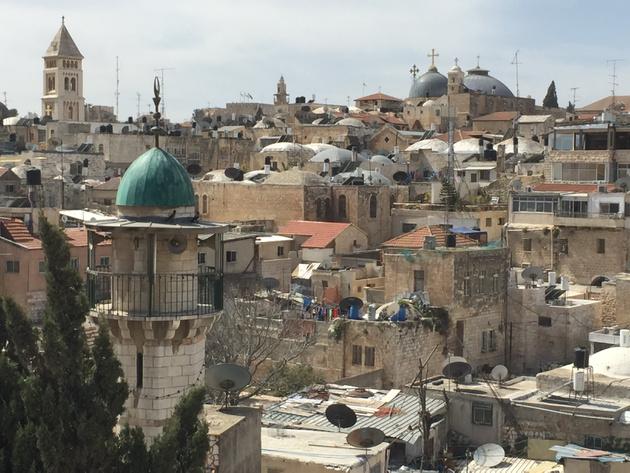 jimbowilde's tweet photo. Here is a roof top view of Jerusalem's Old City taken from the Austrian Hostel. http://t.co/aVodk7iCsk
