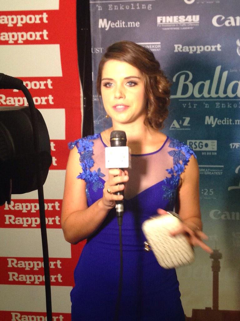 sa_artists's tweet photo. Dis 'n buzz hier by @Balladefilm premiere
#MoenieDinkNieDoenNet http://t.co/l1LkF9U2Vd