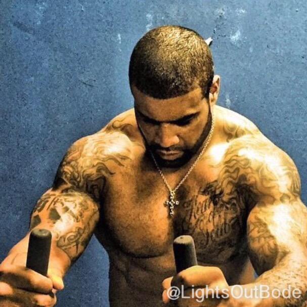 younique1beauty's tweet photo. Former NFL player @shawnemerriman pays it forward with Bode Build and Vemma. http://t.co/oQlUzgW2lK #BodeBuild http://t.co/pnHvXIeEQd