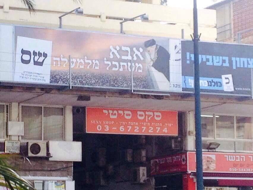 Embedded image permalink