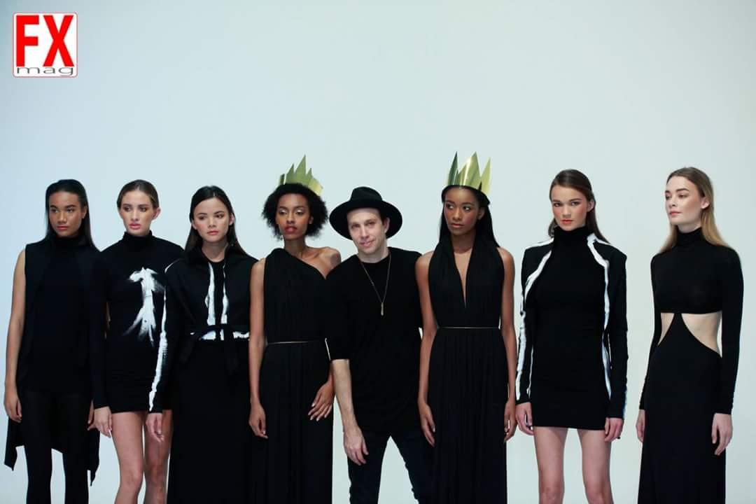 FashionXMag's tweet photo. Fall/Winter 2015 Concept Show at Beachwood Studios @mikevensel   #conceptla #lafw15 http://t.co/9tX9owlGQ3 http://t.co/8aVgWOv2Jq