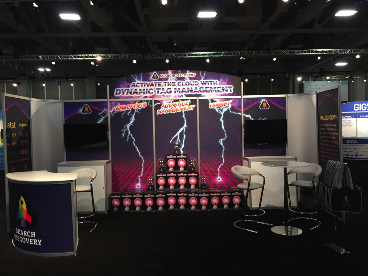 SwagManagement's tweet photo. #Swag Bags spotted! Stop by booth 816 &amp; Learn how to harness power of @AdobeMktgCloud #measure http://t.co/MDoaUhBmZz