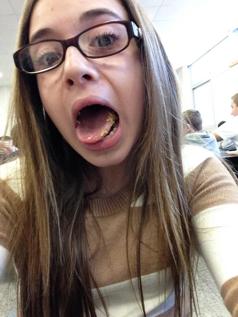 lizzyhargraves's tweet photo. Hey nicole 👅❤️😍 http://t.co/ATLLZqXTxx