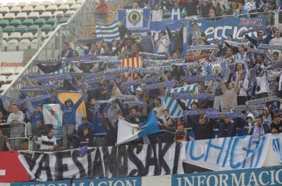HoolsAntifa's tweet photo. #Herculigans - #Hercules (Cataluña) #Antifa #Fansagainstfascism #OldGroups http://t.co/RCsY7Tw3kZ