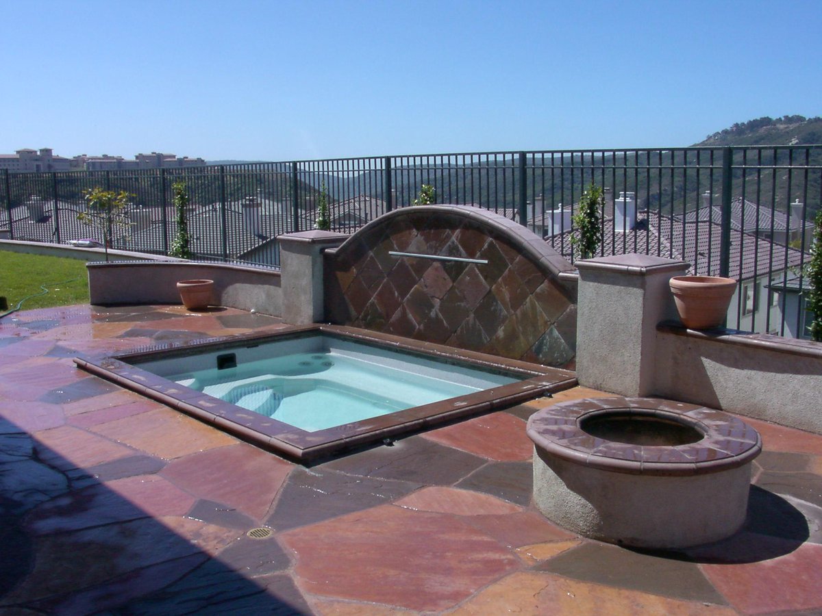 mvspas's tweet photo. One of our many custom installed inground spas. #ingroundspa #jacuzzi #relax #missionvalleyspas #customspa #landscape http://t.co/8JpYOyoP7v