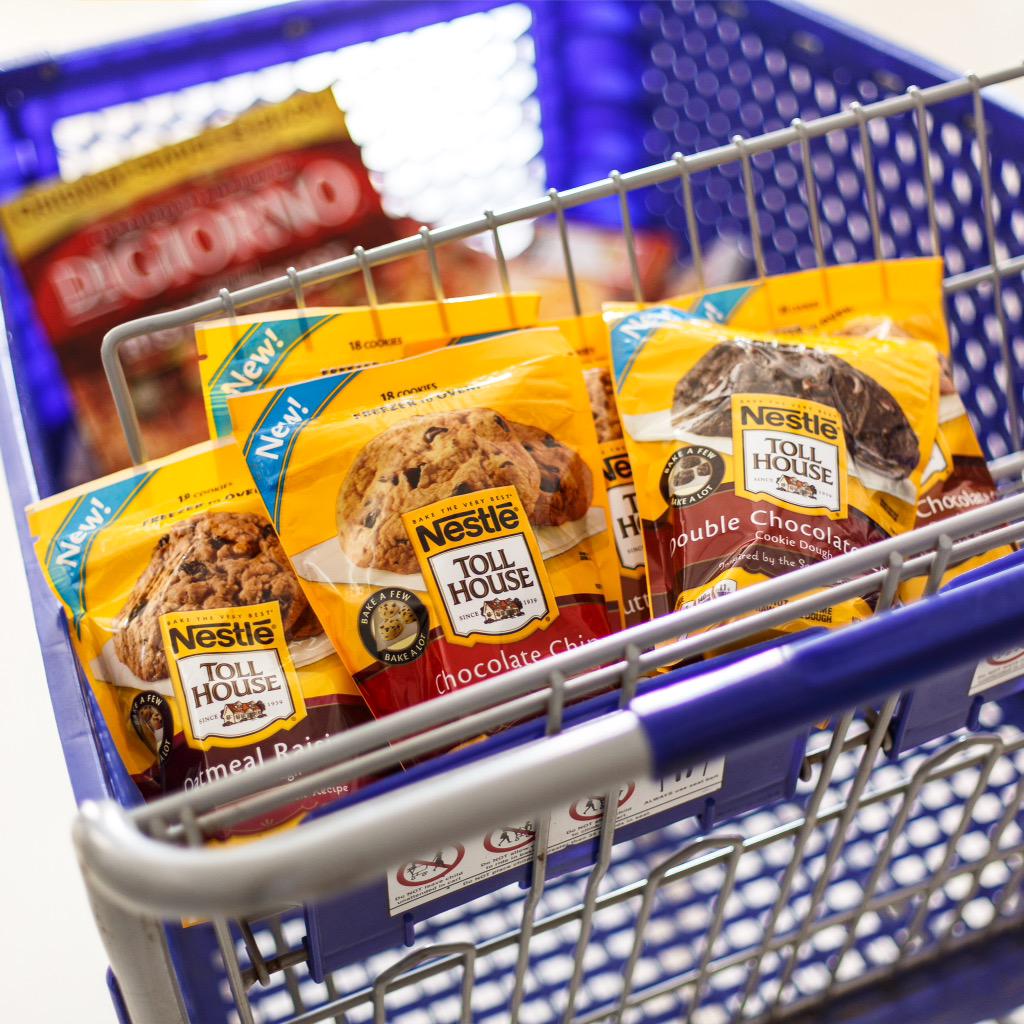 NestleTollHouse's tweet photo. Scratch-made taste has never been easier! From freezer aisle to 1st bite in 4 easy steps. http://t.co/z5V3LXuPXr