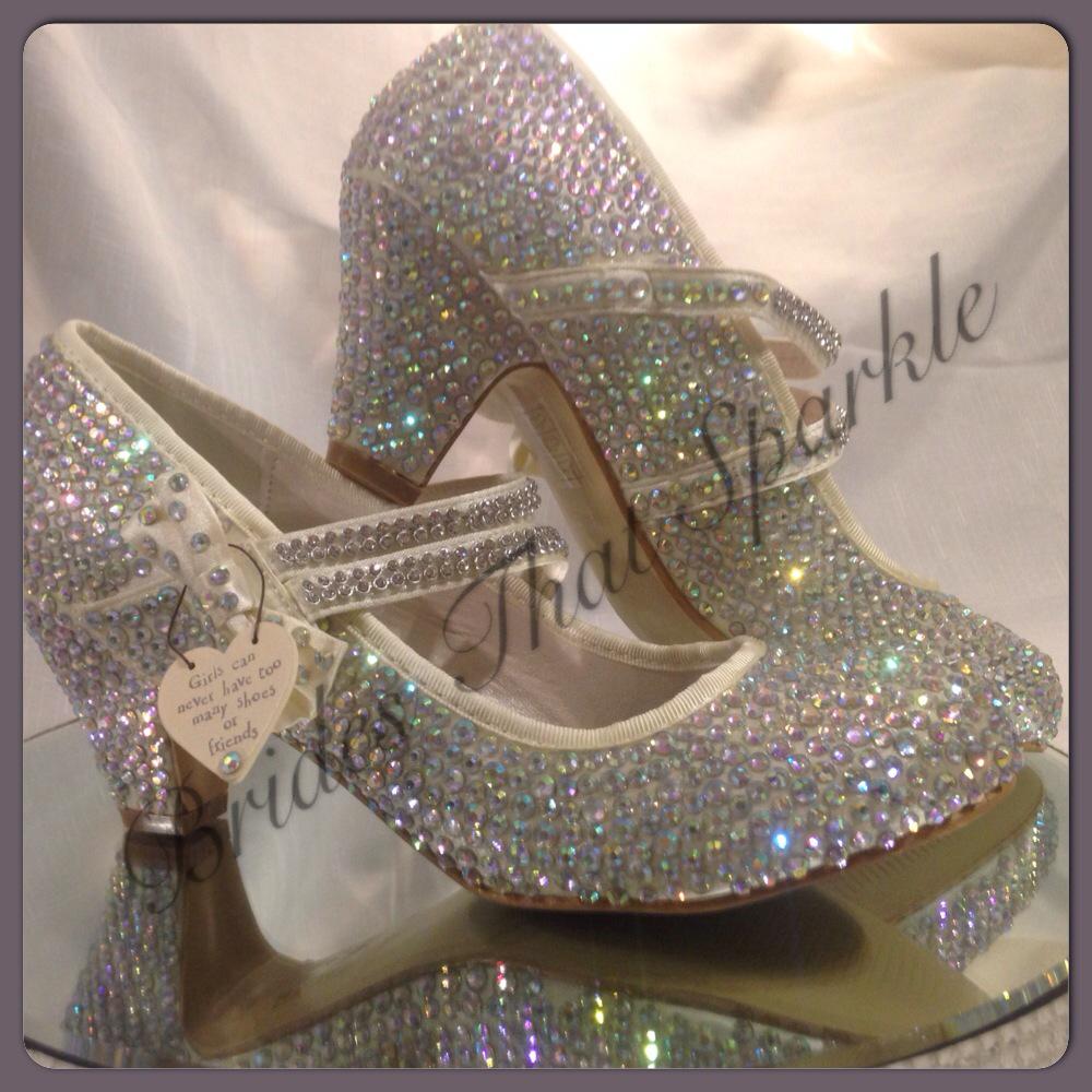 BridesSparkle's tweet photo. 💕👑This weekends Prom Shoe Sparkle creation #Prom #Sparkle #Shoes 👑💕 http://t.co/VSknZwVJLu