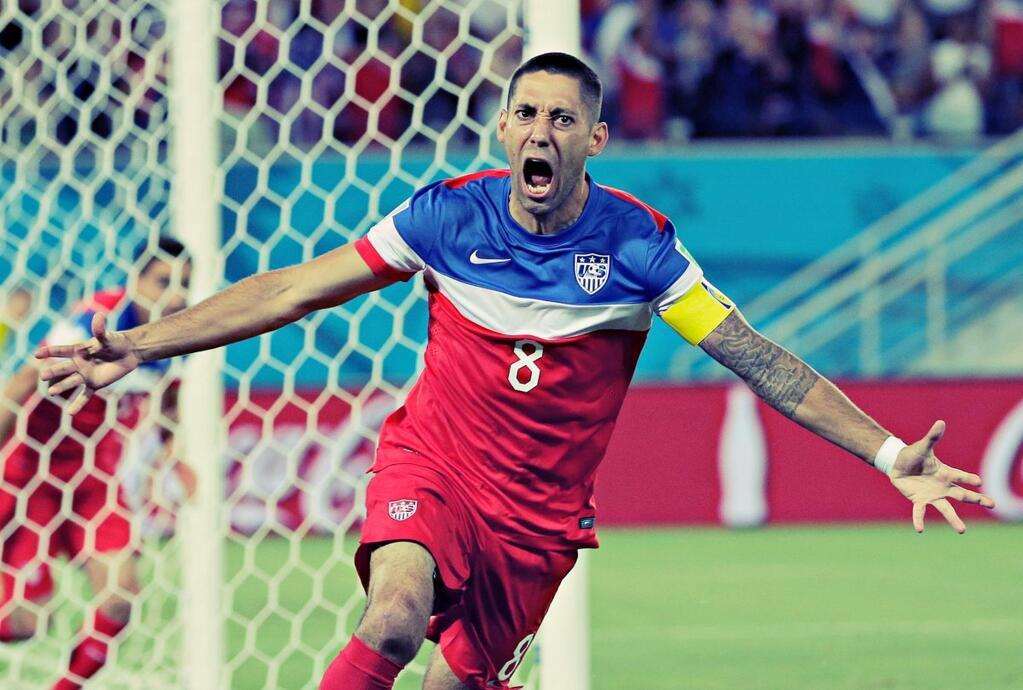 Happy Birthday to the American Legend himself, Can\t wait to watch you tear up defenders this year! 