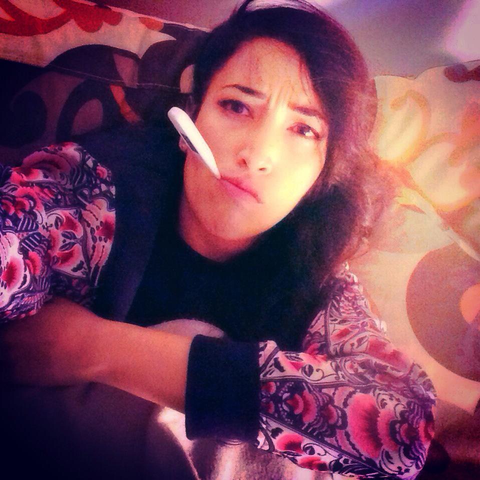 ninazilli's tweet photo. Twittata 'di quei giorni':annullato firma copie di Firenze e Pescara. Maledetta influenza! 'You give me fever' http://t.co/vuZXVT4Uun