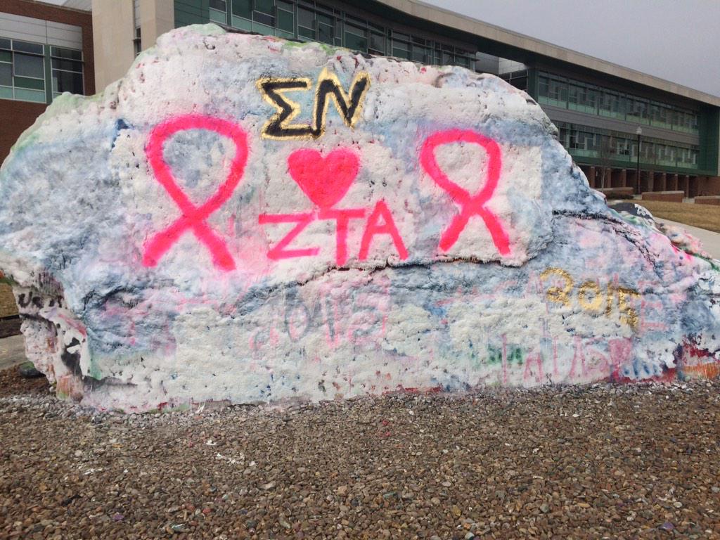 ChristianClark0's tweet photo. Sigma Nu loves ZTA! @3DayFor_ZTA _ZTA http://t.co/2r1CiTJwd1