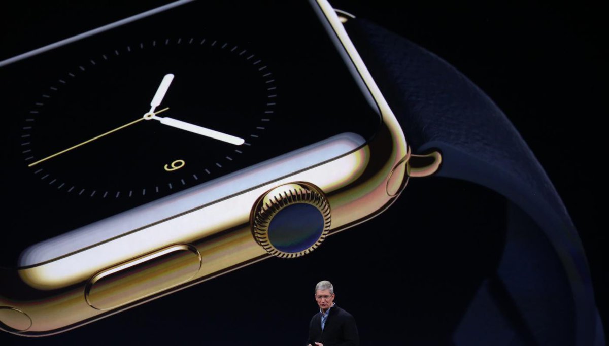 TechCrunch's tweet image. Everything you need to know about the Apple Watch tcrn.ch/1CWe7vU