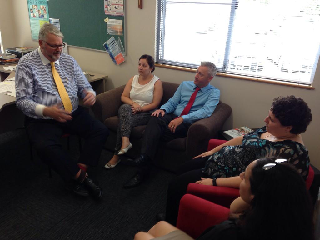 CatholicEdParra's tweet photo. @gregwhitby met with teachers &amp; leadership team at St Joseph's Primary, Schofields today http://t.co/19NUZo7xJd