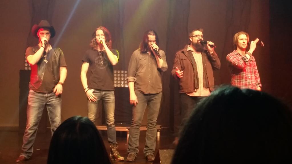 queen_bubbie's tweet image. Encore song: #RingOfFire @HomeFreeGuys #SpringTourTour