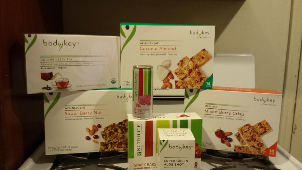 mireyaAmmp's tweet photo. Super excited to try our new products!! Can't wait! #loveorderday#loveourbusiness#MMProcks http://t.co/Bum3YWn5Gr