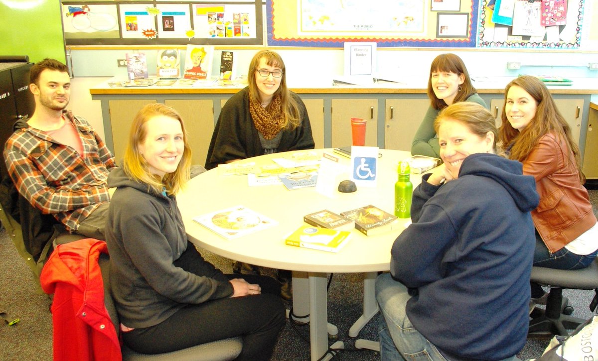 caroc1968's tweet photo. @PDPPPosse book club chatting up classroom resources.  Excited to use these for real - practica here we come #edci336 http://t.co/ROOpW9b1Sw