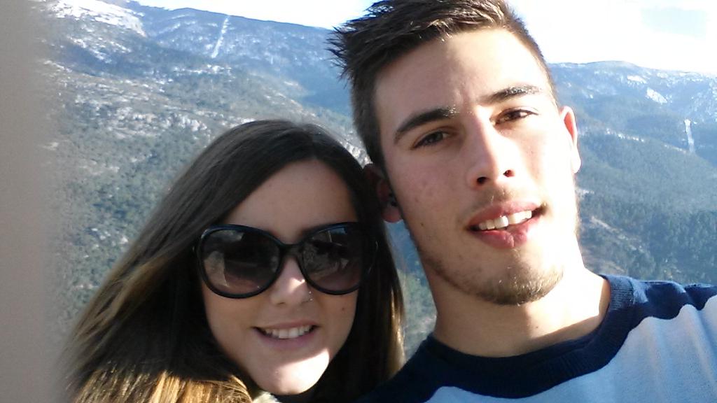 donperfecto17's tweet photo. Quiero dar ls BN a la mejor persona que he encontrado y q xsuerte tengo a mi lado, tequiero rubiya! @carolLopezMarti http://t.co/4zMyWHpkCr