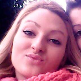 veeero_3's tweet photo. Pues nada mas que decir que es la mejor te quiero bn# @Geli1997 http://t.co/MefIQfDG1R