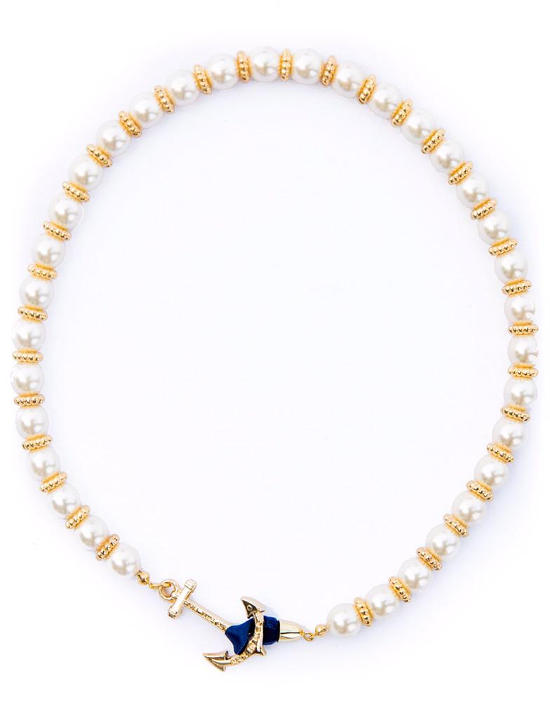 KJP's tweet photo. Retweet &amp; follow to win our new pearl necklace "Jackie in Hyannis" from http://t.co/eB404zcli8 
Ends 3/11 ⚓️ http://t.co/X33F9erzsj