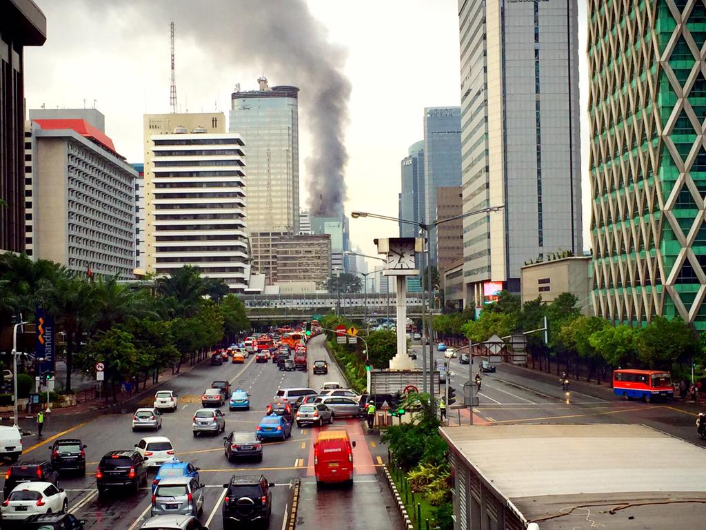 07:00 Penanganan kebakaran di Wisma Kosgoro Jl. MH. Thamrin, lalin padat di sekitar lokasi.  <a href="/iaszz/">cancer survivor</a>