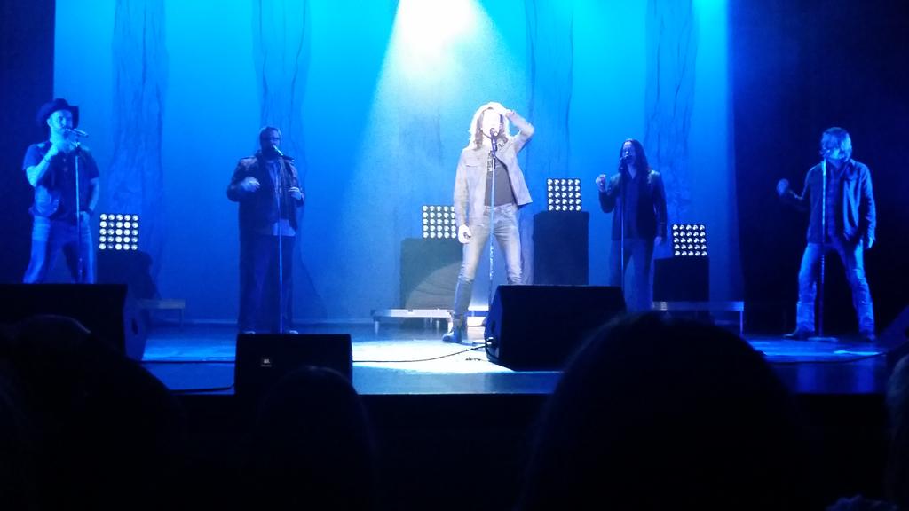 queen_bubbie's tweet image. Just can't get enough! #WakeMeUp from this @HomeFreeGuys dream! #SpringTourTour