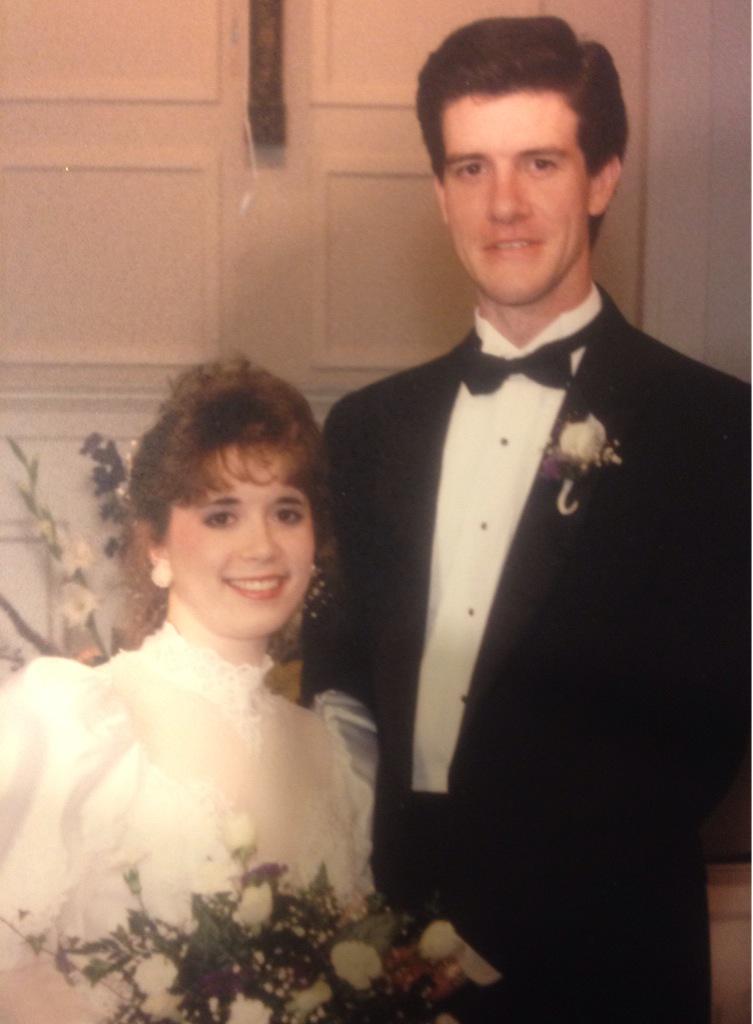 ginnthecoach's tweet photo. 24 years today with my wonderful wife Kelly! Thanks for saying "I do" and for 3 awesome kids. #ablessedman http://t.co/RERZmaO3WU