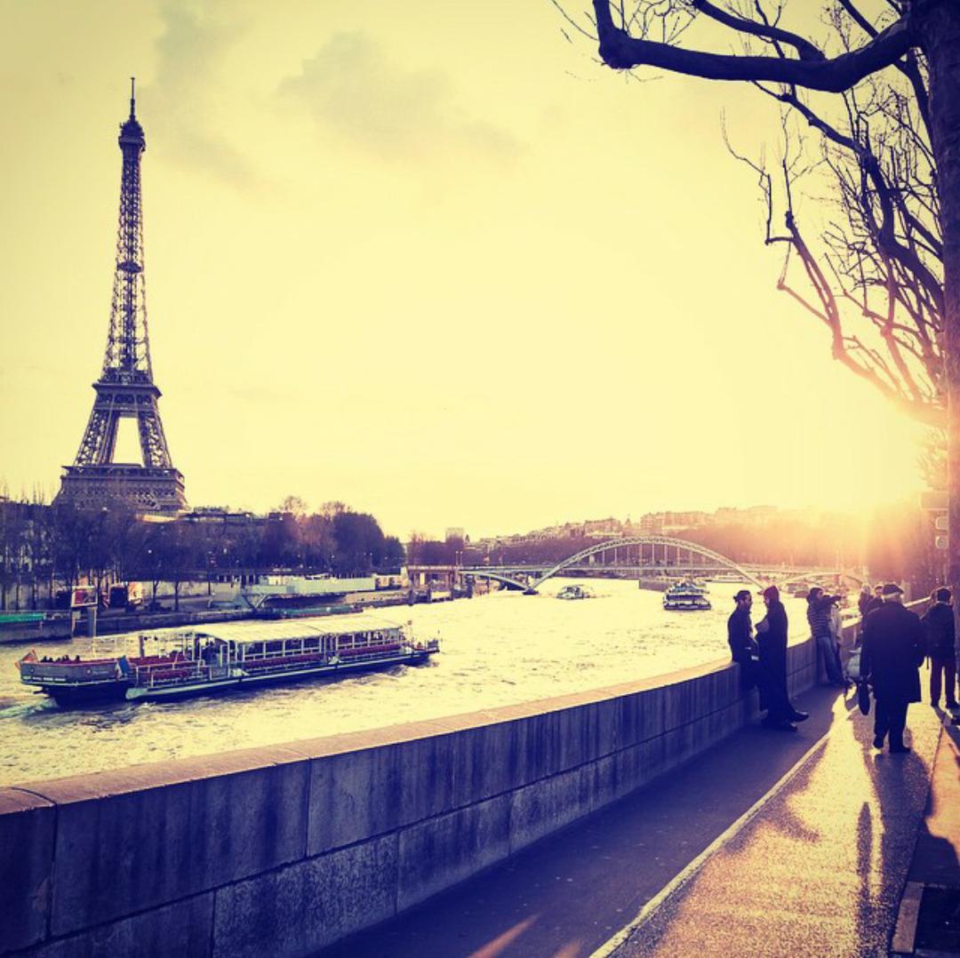 20PNo's tweet photo. Paris http://t.co/VbIf8abUtl