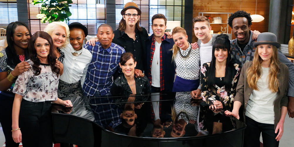 NBCTheVoice's tweet photo. Say hello to all of our Season 8 artists with a RETWEET 👋. #VoiceBlinds http://t.co/msgpM65NKc