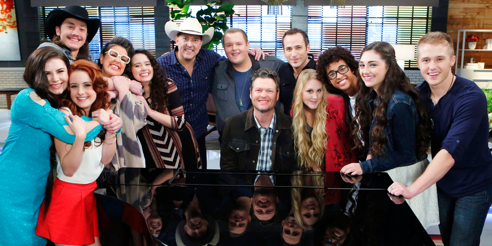 NBCTheVoice's tweet photo. Say hello to all of our Season 8 artists with a RETWEET 👋. #VoiceBlinds http://t.co/msgpM65NKc