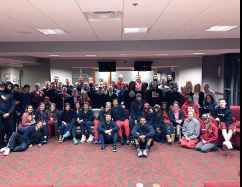 GeoTamez's tweet photo. #OUnitedAthletes http://t.co/4p50J22YGr
