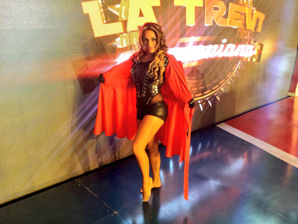 tcsoyelmejor's tweet photo. ¡Llegó @LaFerDeTC para ser #LaTreviAtrevida!
¿Cuántos RT's de buena suerte le regalas?

Disfruta de su gran show. http://t.co/DdcqGcOMor