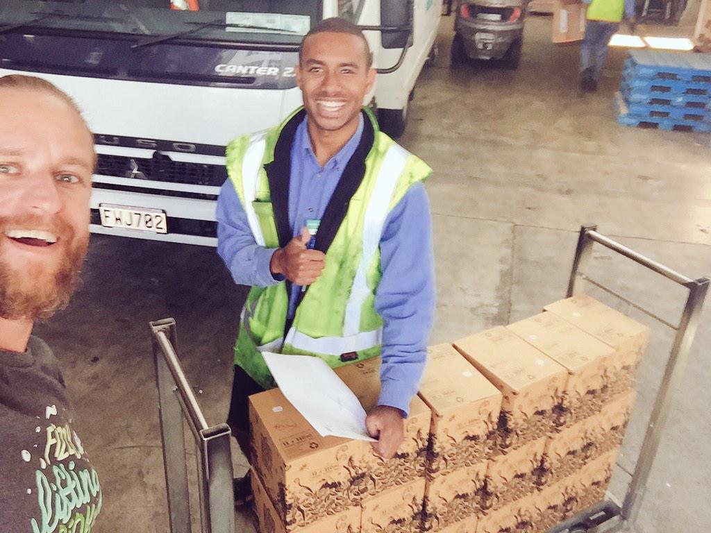 goodbuzzNZ's tweet image. Freakin' pumped to make our first delivery to @Moore_Wilsons! Pretty legit! #Goodbuzz #Booch now stocked! 😀 #kombucha