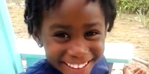 people's tweet photo. This 4-year-old girl has the most awesome response to a boy who called her ugly http://t.co/YaL8NV4CGz http://t.co/Nu2aVnknrI