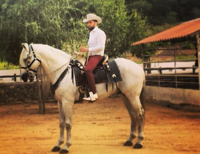 KarlyCutee's tweet photo. #MCM Mi Amor Platonico 😜❤ Geo 😍🙈❤   @LRDS http://t.co/lBlKQrE89k