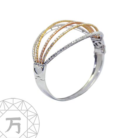 WanSignature's tweet image. Another great product by Wan Signature
#jewelry #luxury #surabaya #diamond