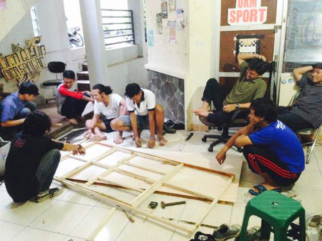 KomunitasSeniPolines tweet media