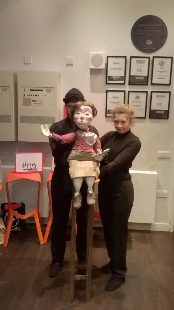 Embedded image permalink