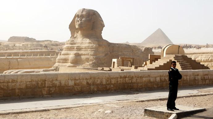 Egypt Pyramid Aurita Porn - David Fergus on Twitter: \