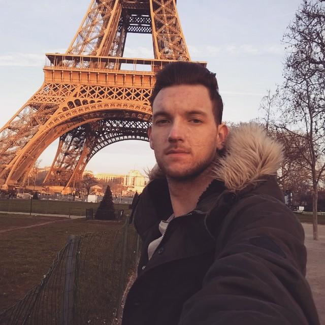 scottlewin2014's tweet image. #Paris #holiday #amazing #EiffelTower #France #weather #sunny