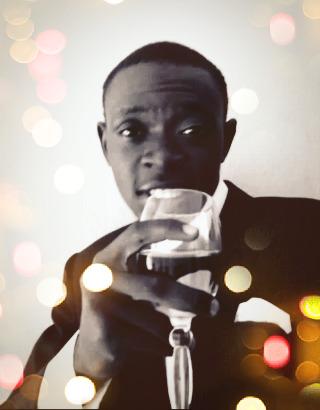 mrworldsimon's tweet image. Sometimes we only smile sometimes we've just got to lough while sometimes we cry but whatever still give thanks #2God