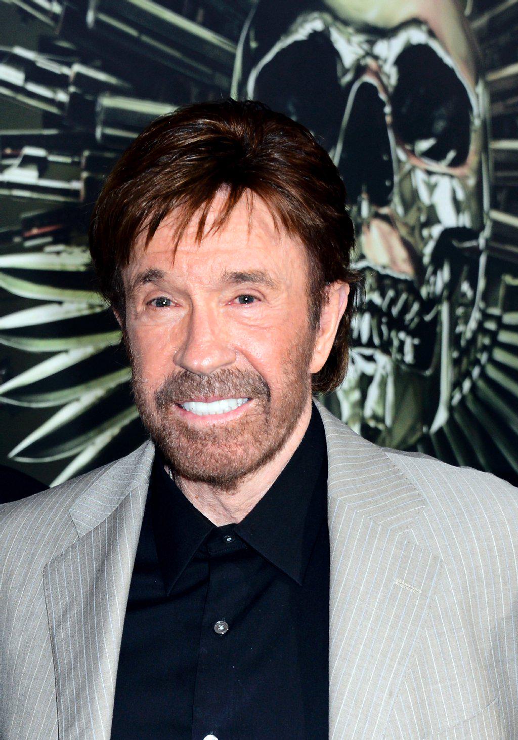 Die 75 wird Chuck Norris - wir sagen: Happy Birthday! Welcher ist der beste Witz?  