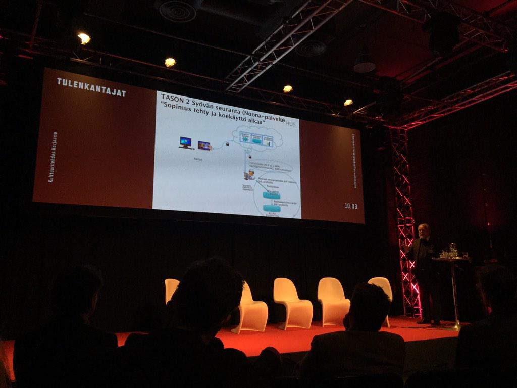 Mikko Rotonen from HUS IT presenting how Noona integrates to their patient system. #tulenkantajat2015