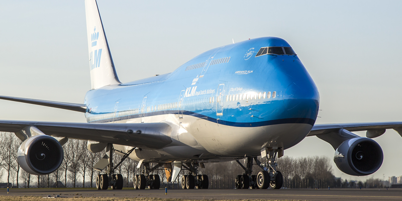 KLM tweet media